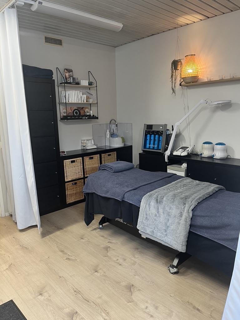 9487f867 7e5b 4e8d ae2f a9805f5a50a1_1_105_c